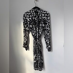 House of Harlow 1960 Floral Black and White long Sleeve Dress with beaded belt